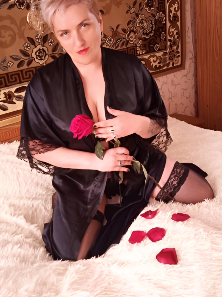 Далия привлекальеная девушка из Петропавловска-камчатского цена от 5000 руб