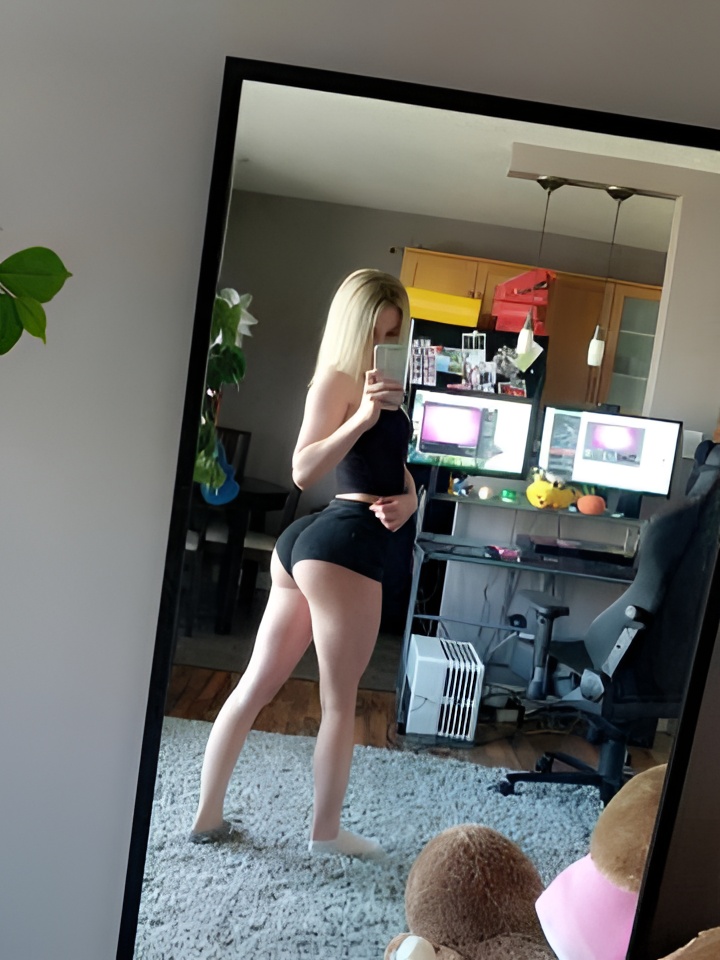 Марта привлекальеная девушка из Петропавловска-камчатского цена от 10000 руб