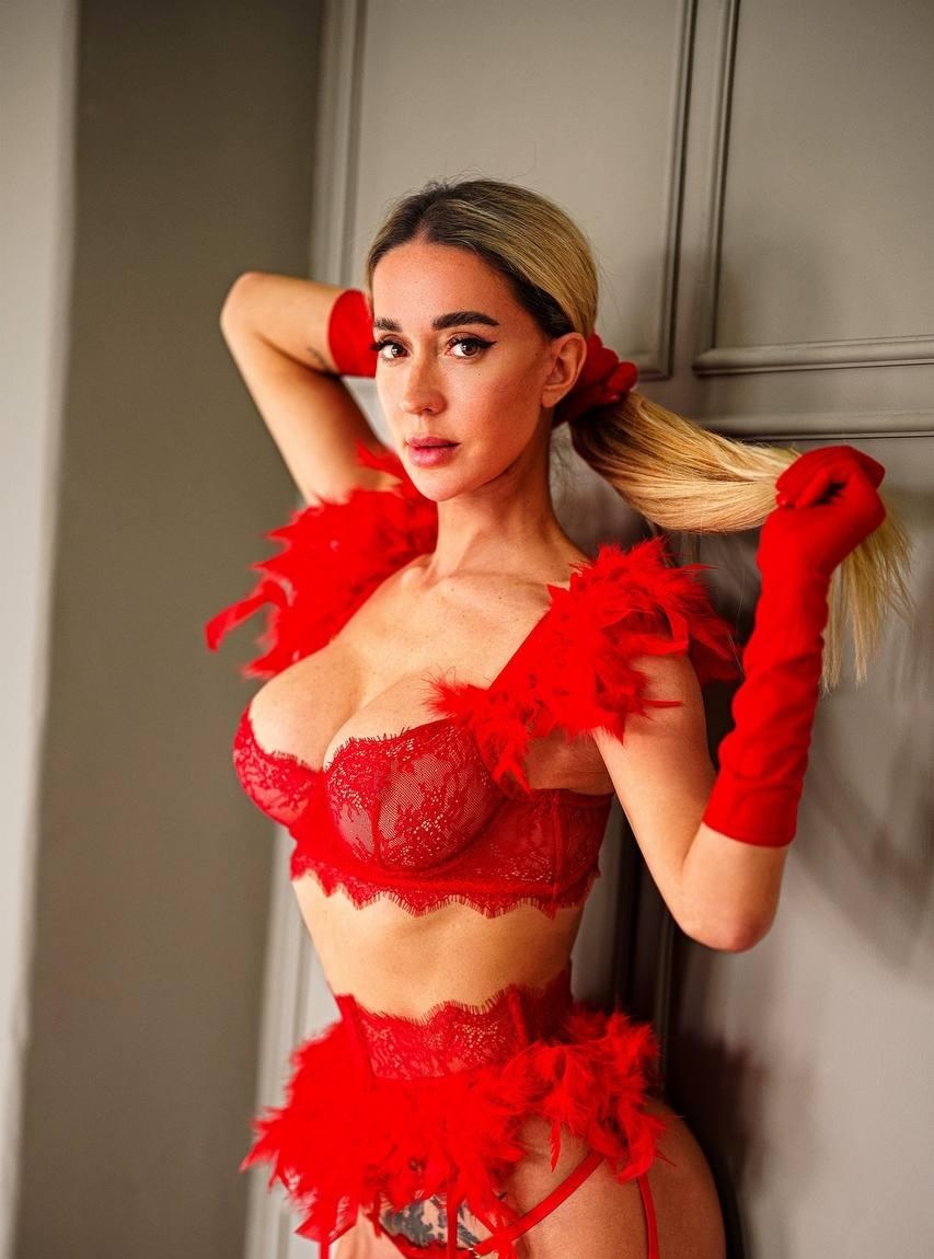 Ася привлекальеная девушка из Петропавловска-камчатского цена от 6000 руб