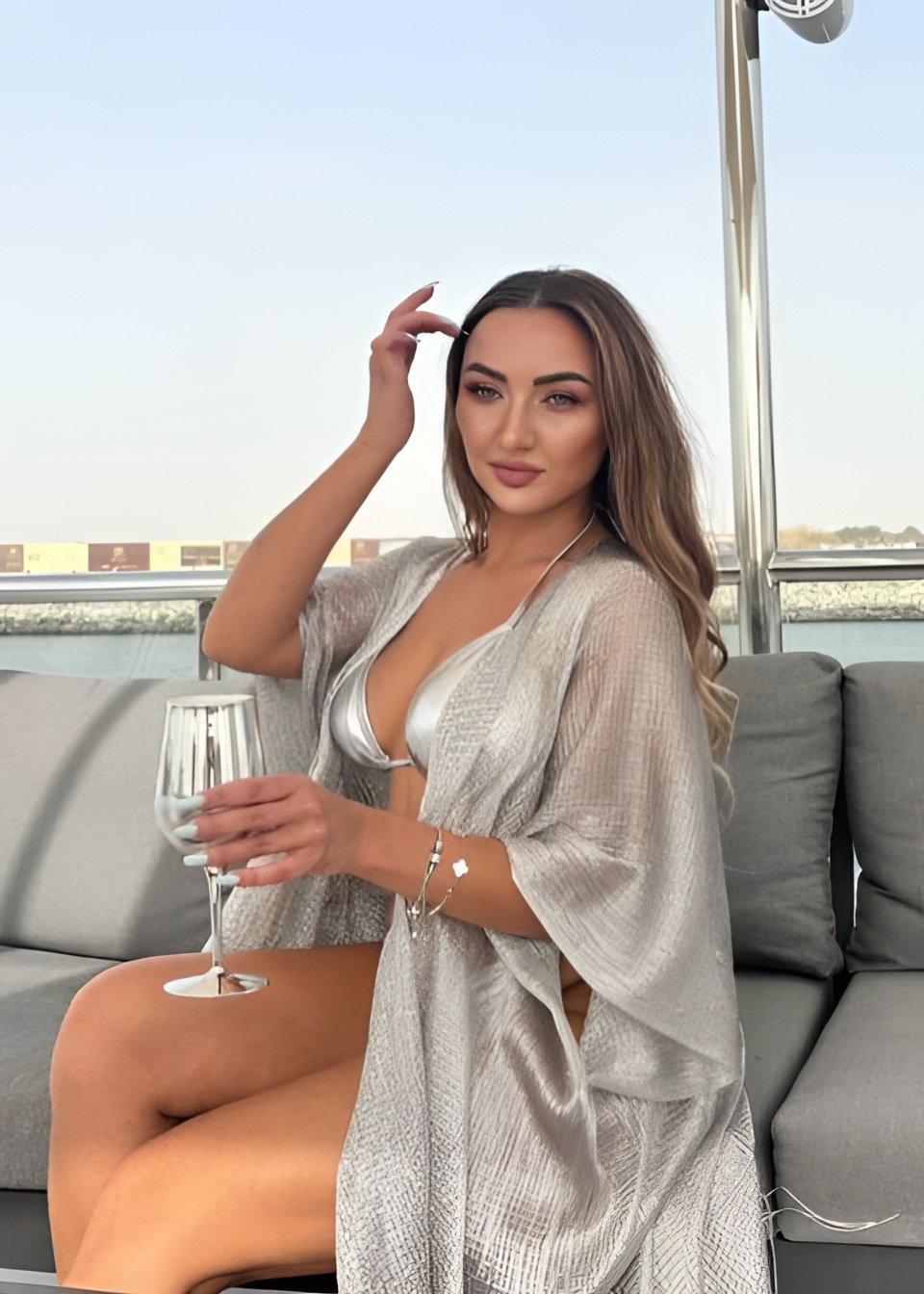 Лолита привлекательная девушка из Петропавловска-камчатского цена от 18000 руб