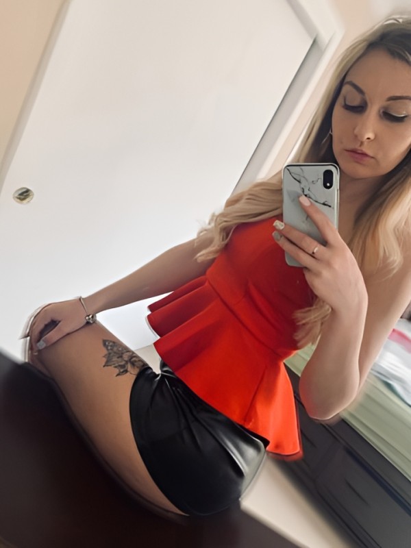 Дарья привлекательная девушка из Петропавловска-камчатского цена от 2500 руб