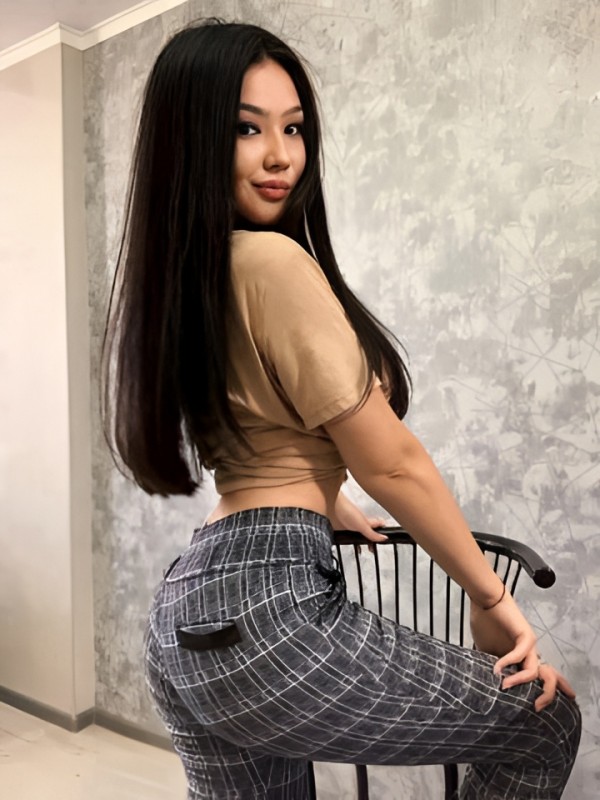 Мария привлекательная девушка из Петропавловска-камчатского цена от 10000 руб