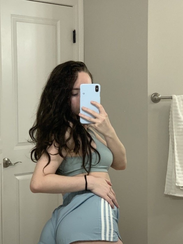 Дина привлекательная девушка из Петропавловска-камчатского цена от 3000 руб